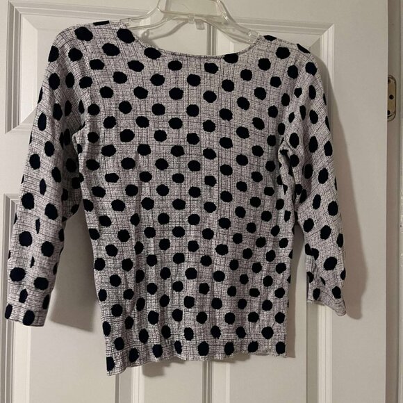 The Limited Cardigan Size Small - Picture 5 of 6